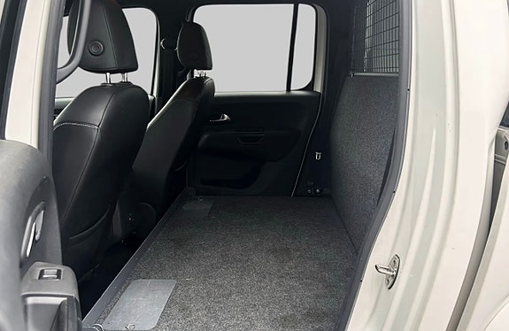 Volkswagen Amarok 5 of 5