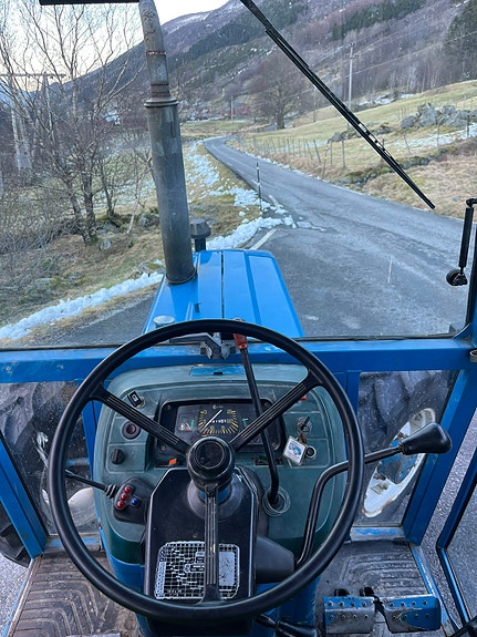 Ford 5610 3 of 5