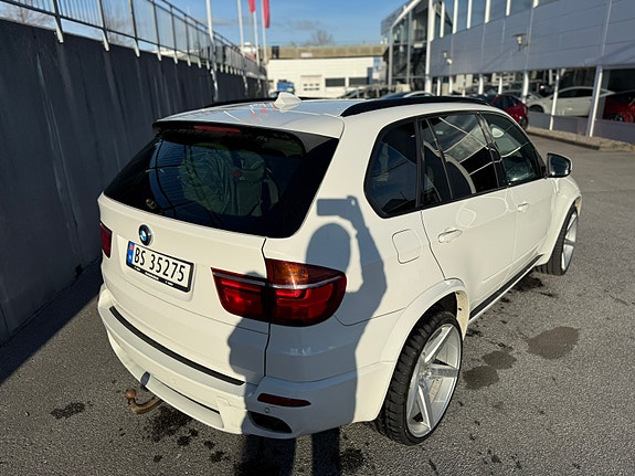 BMW X5 4 of 5