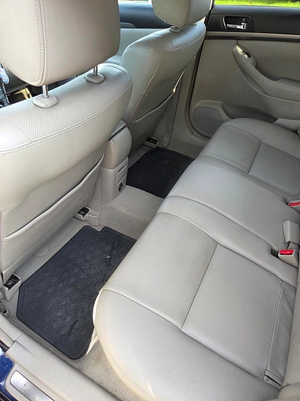 Toyota Avensis 4 of 5