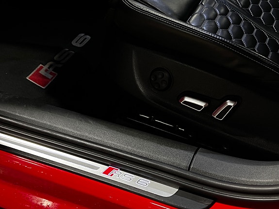 Audi RS6 27 of 30