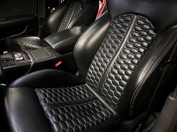 Audi RS6 25 of 30