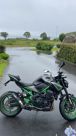 Kawasaki Z 900 10 of 14