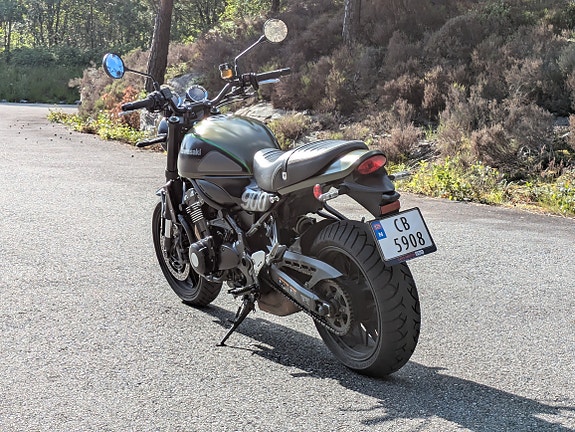 Kawasaki Z 900 RS 8 of 22