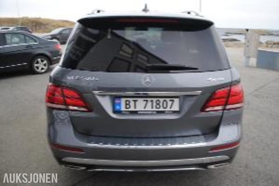 Mercedes-Benz gle 4 of 5