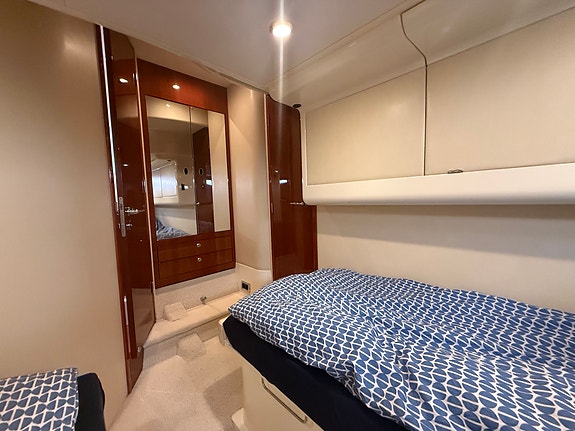 FAIRLINE TARGA 47 GRAN TURISMO 29 of 30