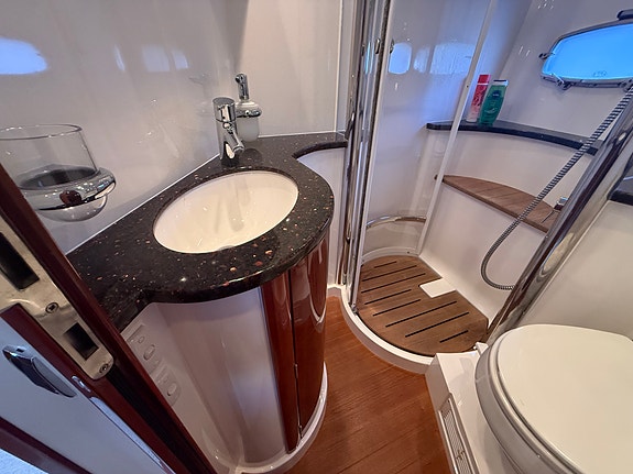 FAIRLINE TARGA 47 GRAN TURISMO 24 of 30