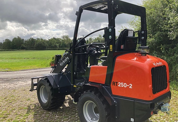 Kubota RT250-2 7 of 8