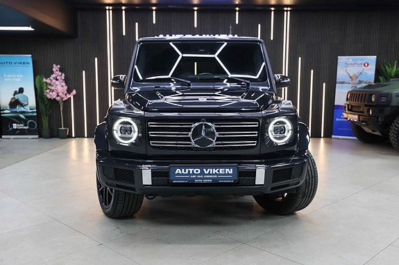 Mercedes-Benz G500 3 of 5
