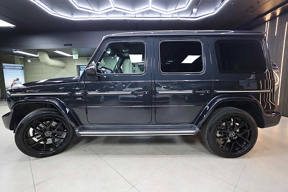 Mercedes-Benz G500 5 of 5