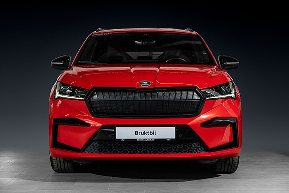 Skoda Enyaq 3 of 5