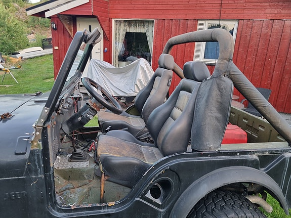 Willys Jeep 3 of 5