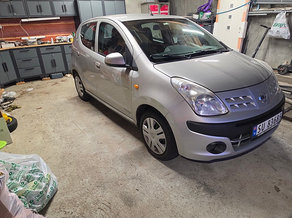 Nissan Pixo 2010 photo 2