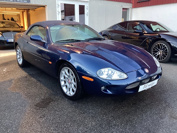 Jaguar Xkr photo 2