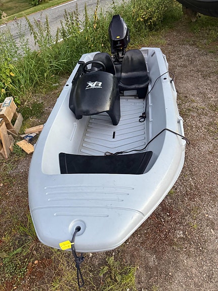 River 350 XR RIVER 350 XR m/10-15 HK Tohatsu m/EL start. Klar for rask levering 3 of 3