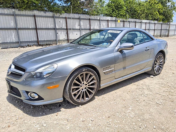 Mercedes-Benz SL550 2 of 5