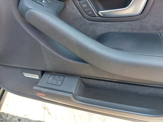 Audi A8 23 of 27