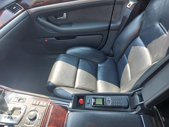 Audi A8 17 of 27