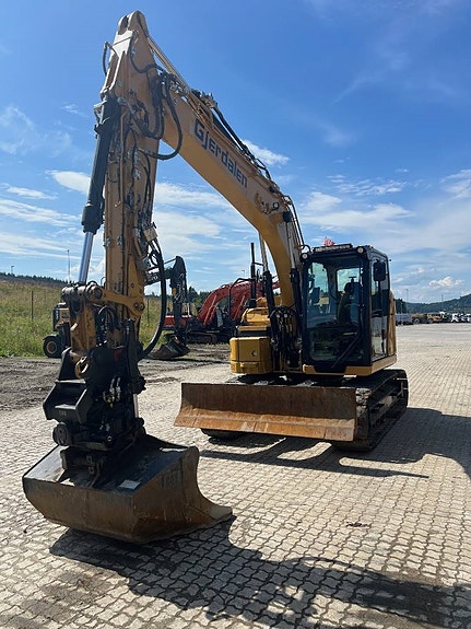 Cat 315 2 of 5