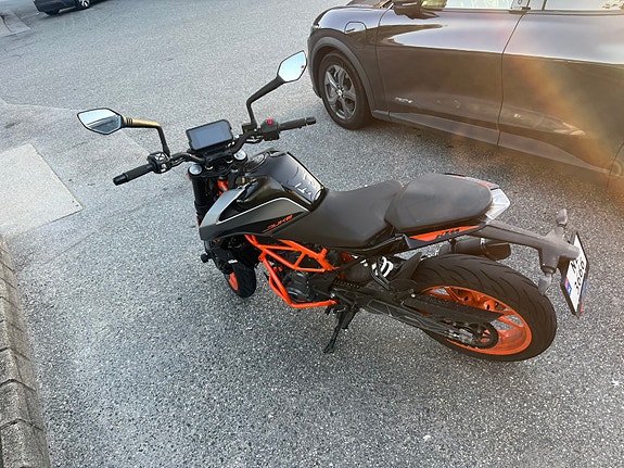 KTM 390 Duke 7 of 30