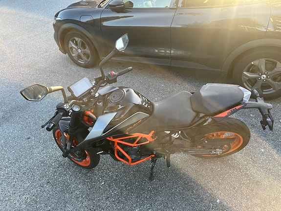 KTM 390 Duke 8 of 30