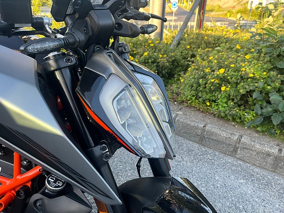 KTM 390 Duke 10 of 30