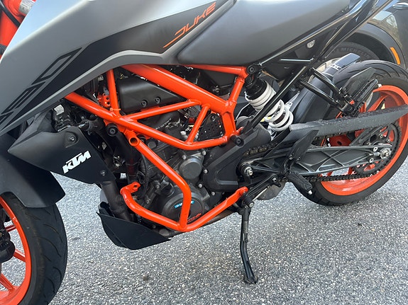 KTM 390 Duke 23 of 30