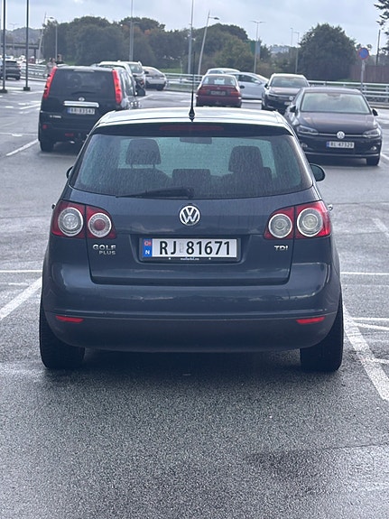 Volkswagen Golf Plus 4 of 12