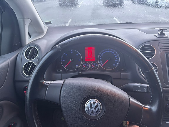 Volkswagen Golf Plus 9 of 12