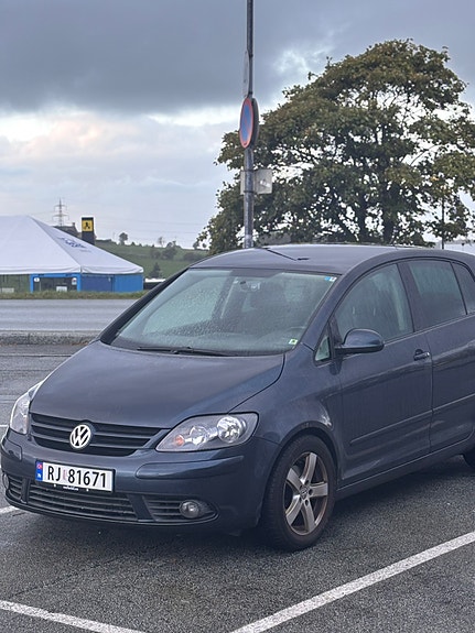 Volkswagen Golf Plus 5 of 12