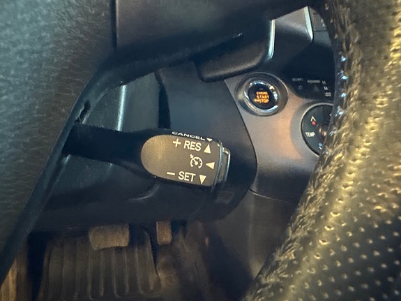 Toyota RAV4 14 of 18