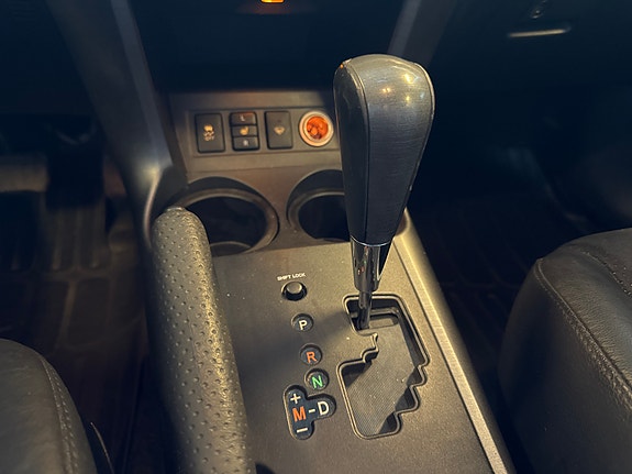Toyota RAV4 11 of 18