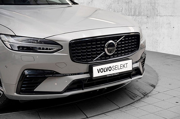 Volvo V90 3 of 28