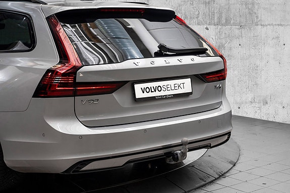 Volvo V90 9 of 28
