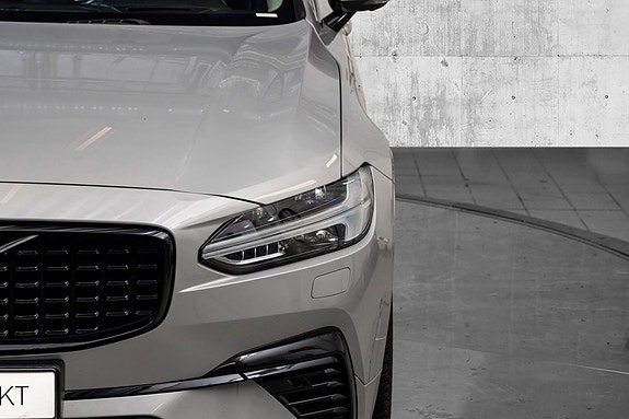 Volvo V90 5 of 28