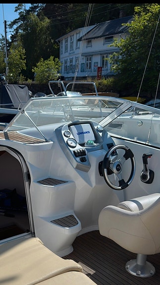 Beneteau Flyer 650 2 of 5