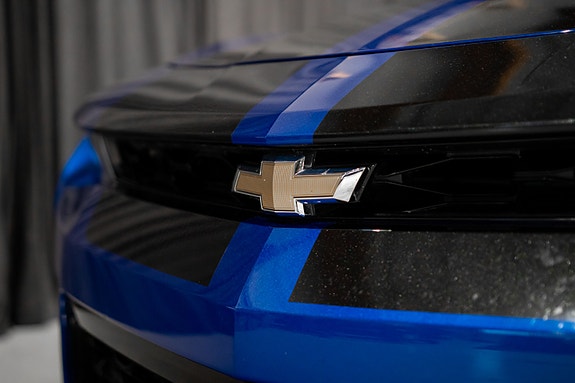 Chevrolet Camaro 14 of 30