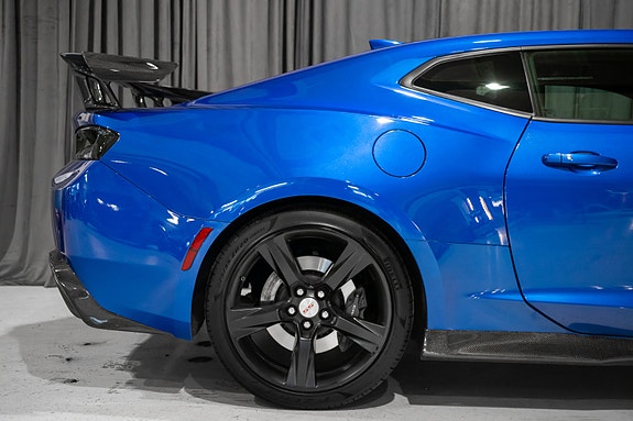Chevrolet Camaro 19 of 30
