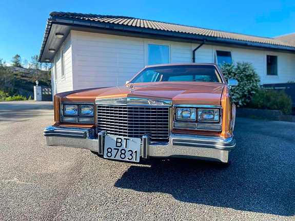 Cadillac Eldorado 2 of 5
