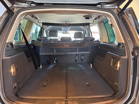 Volkswagen Sharan 8 of 28