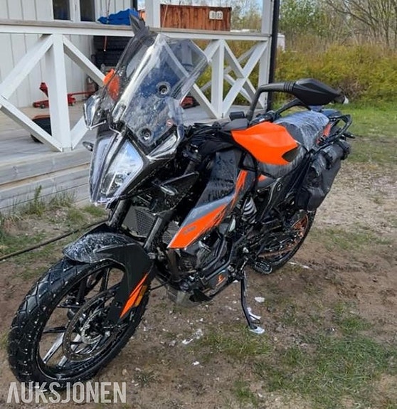 KTM 390 Adventure 4 of 5