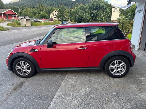 MINI One 5 of 5