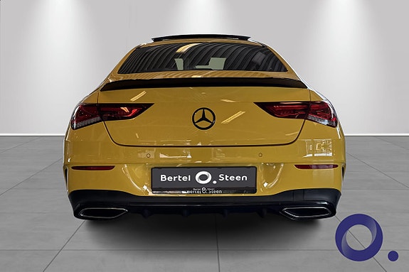 Mercedes-Benz CLA200 4 of 5
