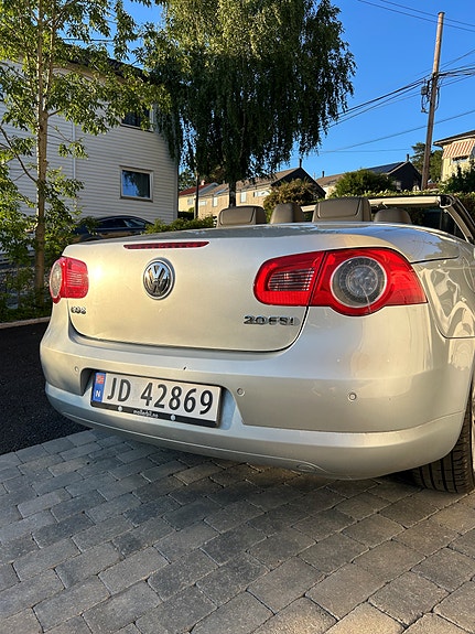 Volkswagen Eos 4 of 11