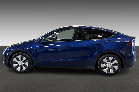Tesla Model Y 2 of 5