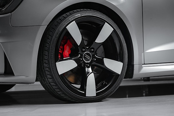 Audi RS3 3 of 5