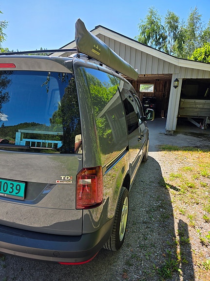 Volkswagen Caddy 3 of 5