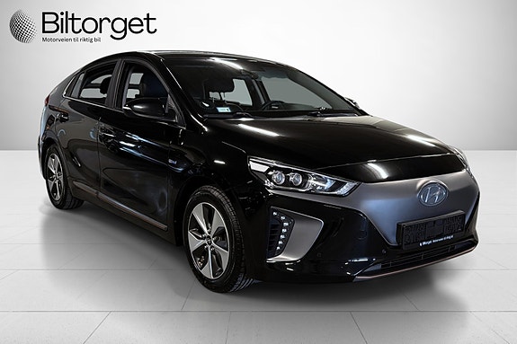Hyundai IONIQ 3 of 5