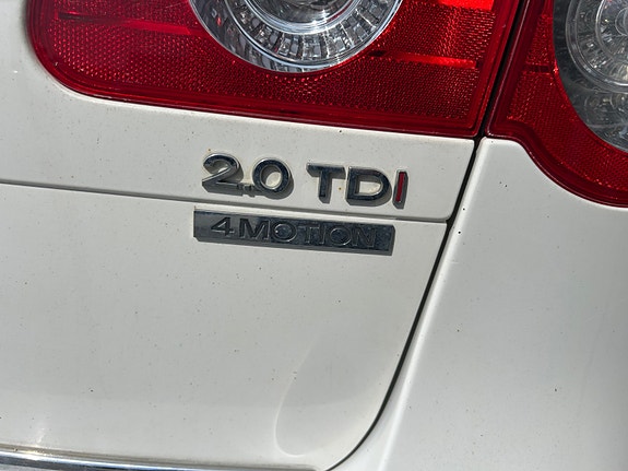 Volkswagen Passat 12 of 26