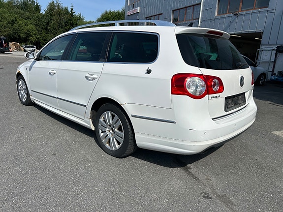 Volkswagen Passat 8 of 26